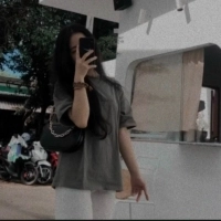 Chị Oanh