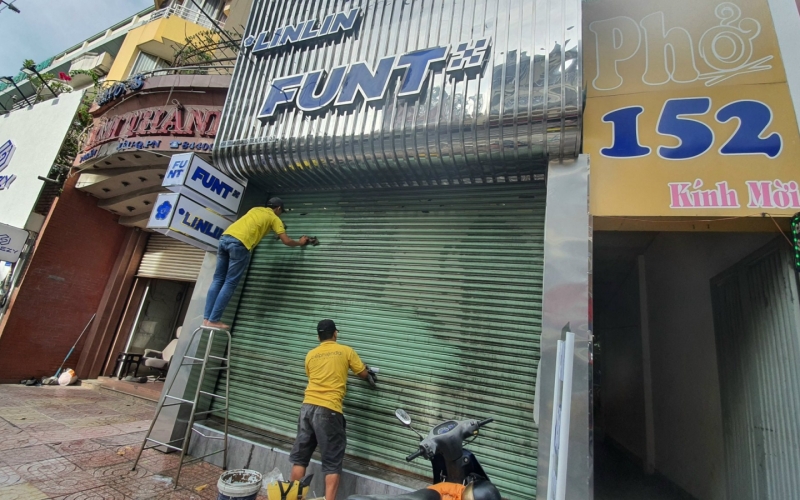 THI CÔNG SHOP THỜI TRANG FUNT - TQD Q3